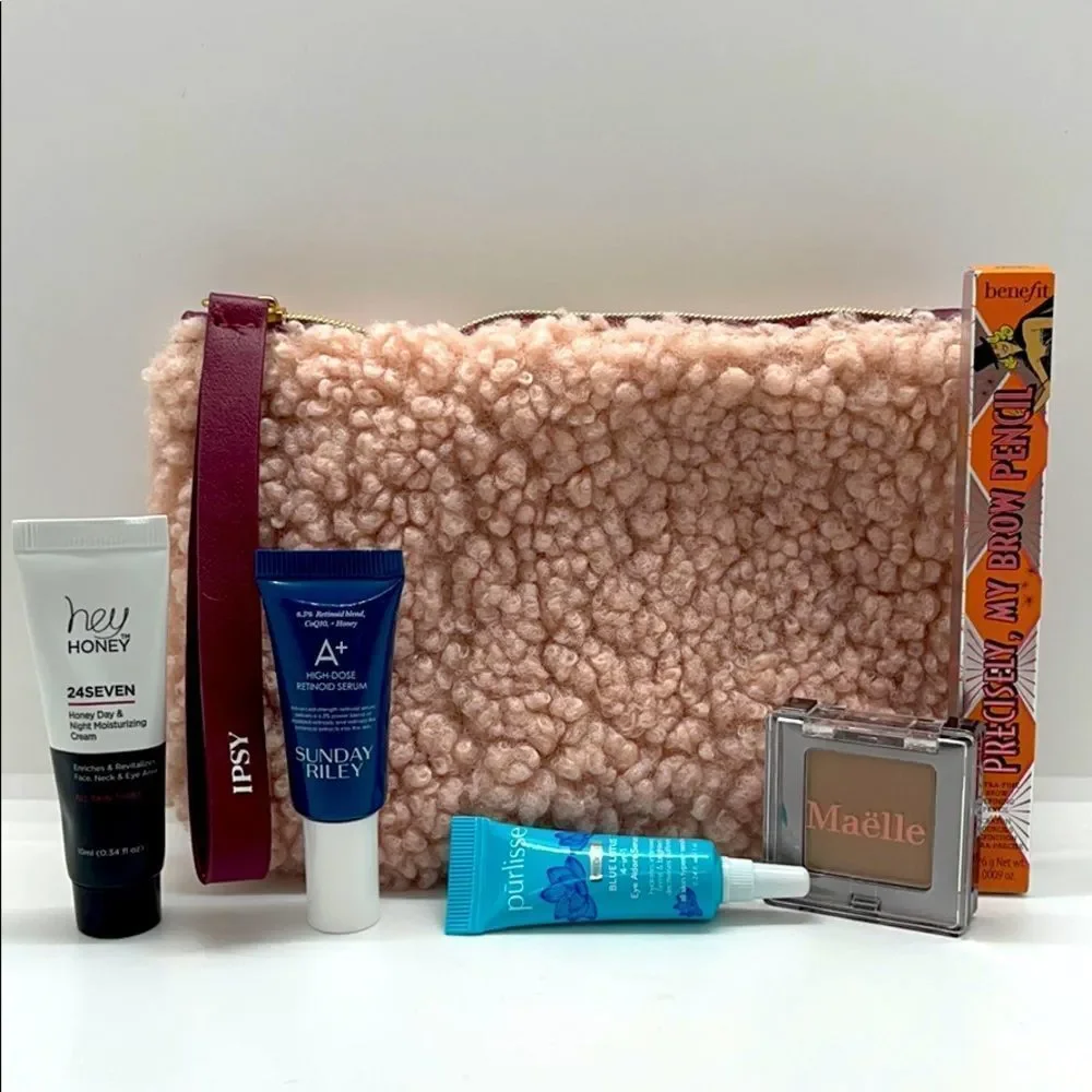 NWT IPSY December 2020 Luxe Bag